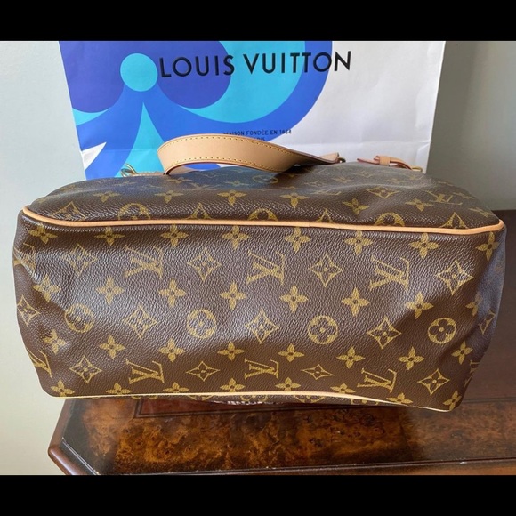 Louis Vuitton Vertical Batignolle MM - Picture 4 of 7